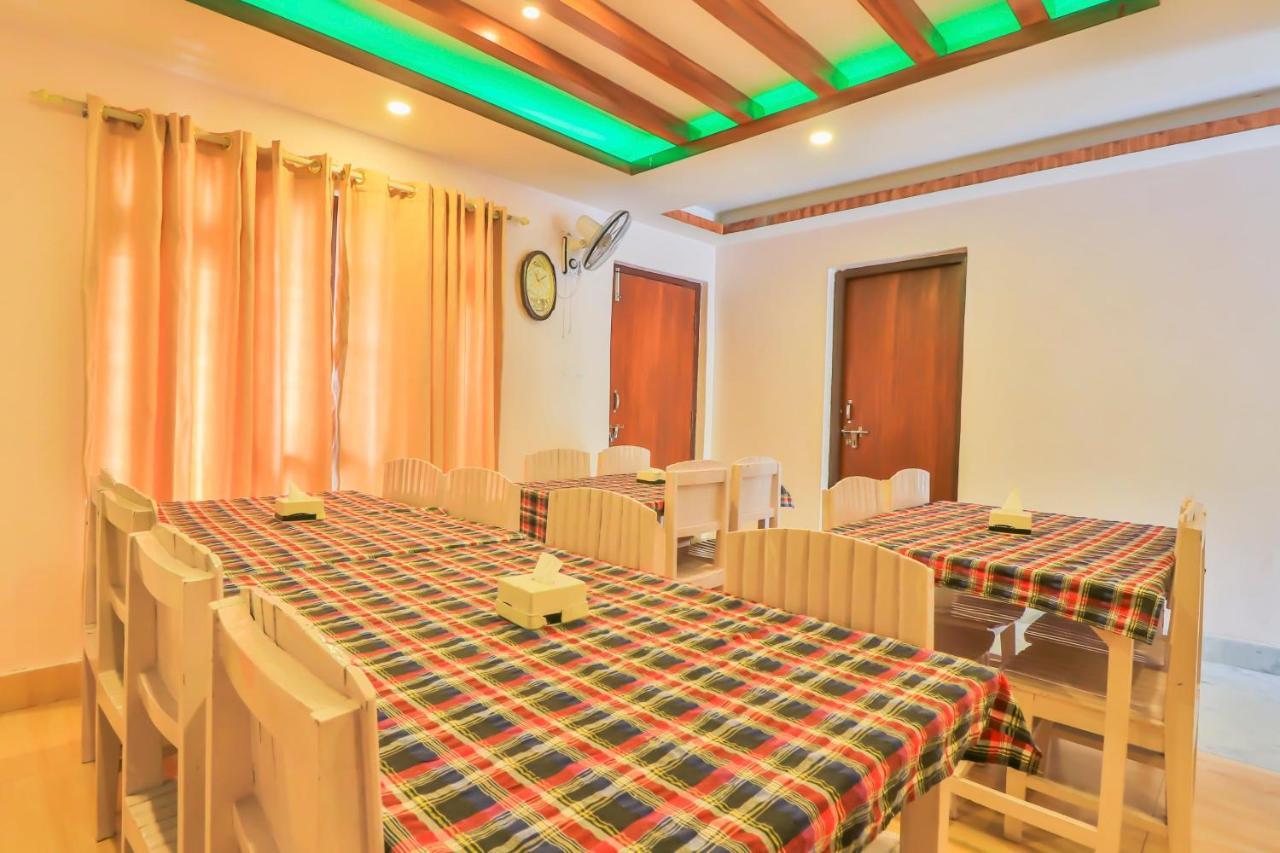 Hotel Alpine Villa Pokhara Exterior foto
